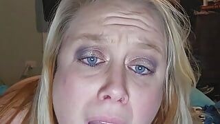 Dirty mommy strips and cums