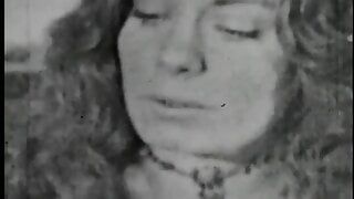 BLACK AND WHITE BEAUTIES – (Restyling Movie in Full HD