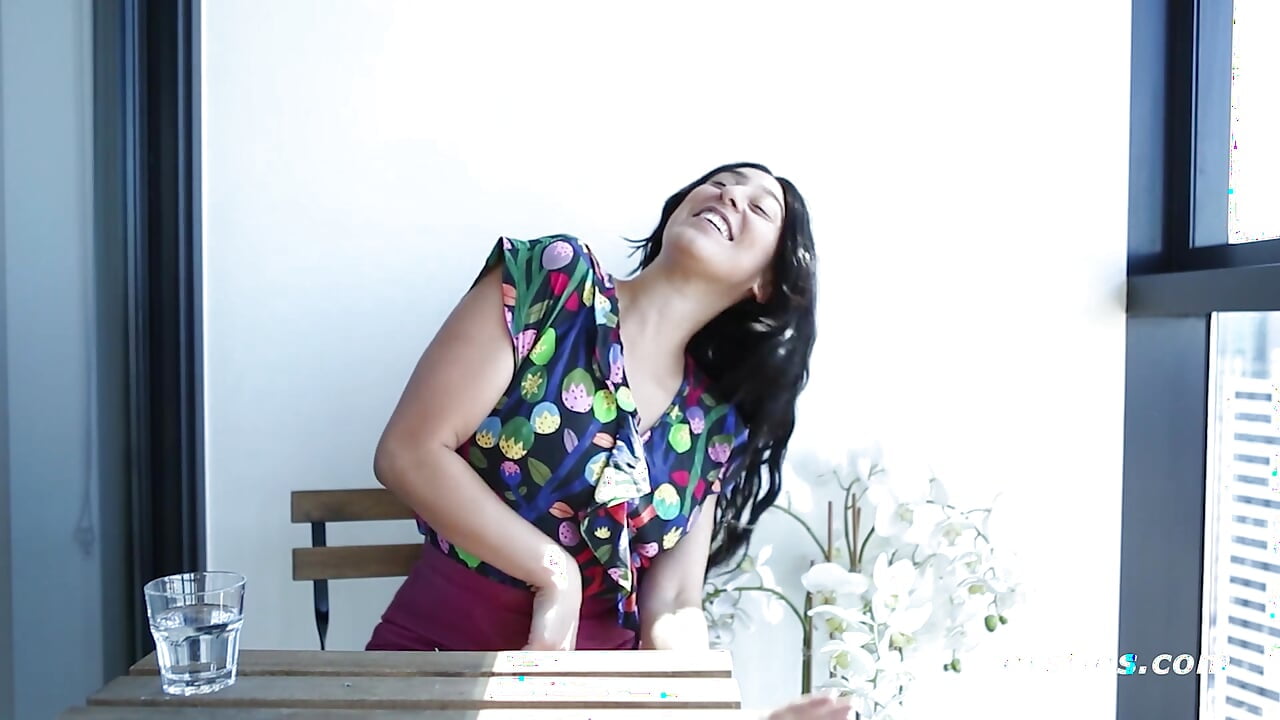 Ersties – Dark Haired Beauty Gets Off With a Large Dildo